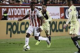 El hondureño Brayan Beckeles es titular con el Necaxa frente al América en la Copa MX. Foto cortesía
