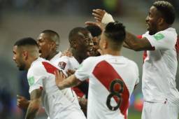 Perú consiguió su segundo triunfo de la Eliminatoria luego de vencer a Chile.