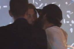 Isco besó a Ramos en la celebración del título del Real Madrid.