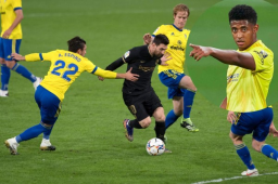 El Choco Lozano no fue de la partida en el duelo ante el Barcelona por decisión técnica, pero el catracho ha expresado su alegría por la victoria.