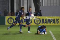 Yeison Mejía y Walter Martínez marcaron los goles de Motagua ante Olancho FC. Foto Diez: David Romero.