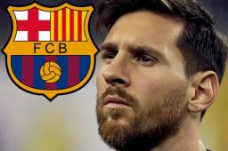 BAS074. ROSARIO (ARGENTINA), 30/06/2017.- El jugador argentino Lionel Messi (d) y su esposa, Antonella Rocuzzo, saludan tras casarse hoy, viernes 30 de junio de 2017, en Rosario (Argentina). EFE/David Fernández