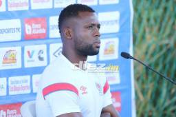 Yustin Arboleda dice que depende únicamente de ellos para que Olimpia sea campeón ante Motagua. Si hacen lo de siempre no fallarán. Foto: Alex Pérez