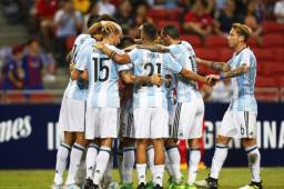 La selección de Argentina cumplió el trámite contra Singapur.