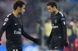 Paris Saint-Germain's Brazilian forward Neymar reacts after missing a chance during the UEFA Champions League quarter-final second leg football match between Paris Saint-Germain (PSG) and FC Bayern Munich at the Parc des Princes stadium in Paris, on April 13, 2021. (Photo by FRANCK FIFE / AFP)