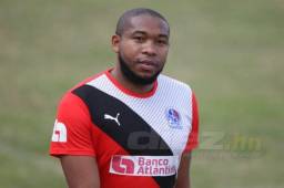 El hondureño Wilson Palacios tras entrenarse con el Olimpia. Foto Juan Salgado
