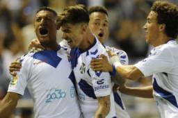 El volante catracho escribió en sus redes sociales un mensaje de despedida a los aficionados del Tenerife.