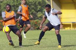 Rony Martínez todavía no anota gol en lo que va del Apertura 2019. Mauricio Solís explica que solo necesita uno para sacudirse la presión. Foto DIEZ