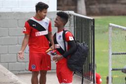 Luis Ovalle ya entrena con total normalidad y por primera vez con Nahun Espinoza en Olimpia.