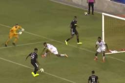 Juan Carlos le dio el triunfo a su equipo a los 86 minutos anotando el 2-0.