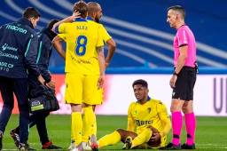 El delantero hondureño Antony Choco Lozano salió lesionado al final del primer tiempo frente al Real Madrid y estará hasta un mes de baja. Foto cortesía