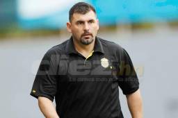 El uruguayo Martín 'Tato' García, entrenador del Real España, lleva marca perfecta de seis partidos dirigidos y seis ganados. Ahora va por las semifinales. Foto DIEZ