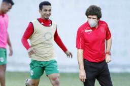 Héctor Vargas entrena desde la semana anterior con Marathón y pese a sus tres años de retiro, cumple a cabalidad con cada labor física.