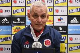 Reinaldo Rueda durante la rueda de prensa tras el triunfo de Colombia sobre Honduras en Estados Unidos.