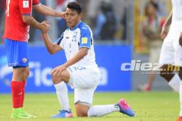 Roger Espinoza se suma a las bajas de Andy Najar y Anthony Lozano.