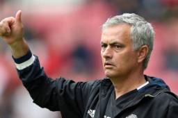 Hay 'special one' para rato en Manchester, asi lo confimó el mismo Mourinho cuando dijo que no quiere dejar al United por ahora.