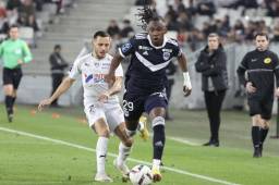 ¿Lo venderán? La petición del Girondins a Alberth Elis y el precio de salida que tiene el hondureño