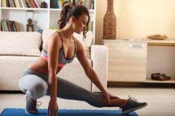 Ahora en días de cuarentena es imposible salir al gimnasio y más cuando no dispones de uno en casa. Pero es posible realizar tus rutinas con ejercicios básicos para ponerte en forma en casa sin necesidad de tener todas las máquinas o equipo pesado.