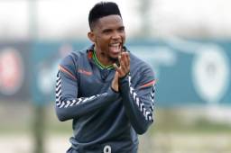 Samuel Eto'o vestirá la camisa número 13 en su carrera. Este martes lo presentarán en Catar.