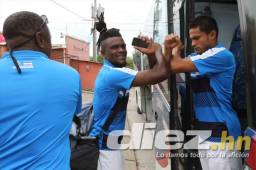 Jerrell Britto y Jorge Cardona se divierten antes de viajar a Tegucigalpa.
