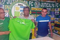 Primi Maradiaga ha sido presentado como nuevo entrenador del Juticalpa, ha firmado con un año.