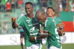 Bryan Johnson se despachó un golazo de tiro libre que significó el segundo tanto del Marathón.