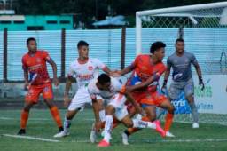 Lobos UPNFM no pudo aprovechar su localía e igualó sin goles ante el líder Vida por la jornada 13 de la Liga Nacional.