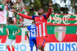 Yustin Arboleda se hizo presente en el marcador en la victoria de Olimpia 1-2 sobre Marathñon. ¡No celebró!
