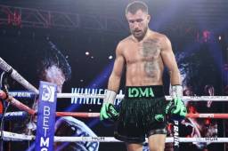 Lomachenko sufrió un fuerte dolor en el hombro en el segundo asalto de la pelea ante Teófimo, aseguró Klimas.