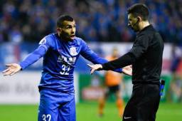 Carlos Tévez es una de las máximas figuras con las que cuenta el fútbol de China.