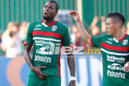 Esta fue la celebración del delantero al momento de anotarle al Platense.