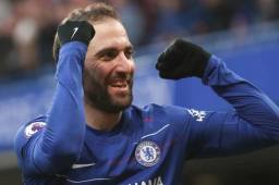 Higuaín quiere mantenerse en la Premier League defendiendo los colores del Chelsea.