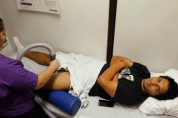 Luis Lobo tuvo que salir del terreno de juego en la final de ida en Tegucigalpa.