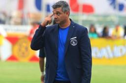 Diego Vázquez recibió una lluvia de críticas tras la amarga derrota del Motagua ante Real Estelí. Pero ¿debe pensar Motagua en otro DT para el Clausura?. Vota ya.