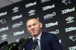 Derby County ha fichado al delantero inglés Wayne Rooney, quien dejó al DC United de la MLS.