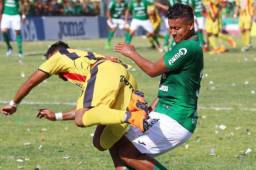 Bryan Martínez durante uno de sus enfrentamientos con el Marathón.