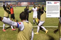 Los jugadores de Olimpia le reclamaron al asistente Christian Ramírez por la invalidación de Jonathan Paz y señalaron que hubo colaboración externa.