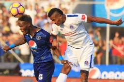 El mediocampista del Olimpia, Ever Alvarado, lanzó fuertes declaraciones contra el arbitraje tras quedar eliminados por el Motagua. Foto Juan Salgado