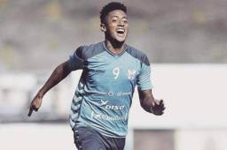 Anthony Lozano se despidió del Tenerife con todo el apoyo de su afición.