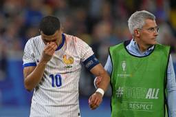 Mbappé reacciona y confirma su futuro en la Eurocopa con Francia tras sufrir el duro golpe en su nariz