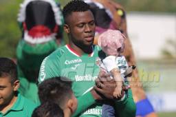 El delantero Yustin Arboleda espera culminar e torneo como goleador.