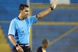 Raúl Castro será el árbitro que dirija el resto del clásico sampedrano.