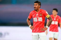 Paulinho jugaba en el fútbol de Arabia Saudita pero ha decidido regresar a su país y fichar por el Corinthians.