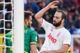 La Juventus se puso en ventaja con gol de Dybala, pero luego el Lecce reaccionó y empató el partido. FOTO: AFP.