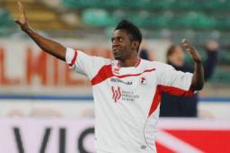 Edgar Álvarez jugó dos temporadas en el Bari de Italia en la Serie A.