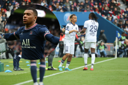 PSG aplastó al Girondins de Burdeos de Alberth Elis que se hunde en el descenso; Mbappé, Neymar y Paredes marcaron