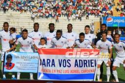 El Olimpia rindió homenaje al niño Adriel Cárdenas en el Nacional.