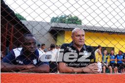 Wilmer Cruz se siente molesto por la forma en que los árbitros tomaron la decisión de no pitar la jornada 3.