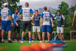 Fabián Coito sigue afinando la estrategia para enfrentar a Estados Unidos el jueves 3 de junio en Denver, Colorado por el Final Four de la Nations League Concacaf.