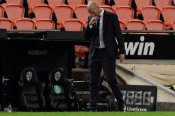 Zinedine Zidane afirma que no hay excusas por la derrota sufrida hoy ante el Valencia, que sin duda los deja muy golpeados.
